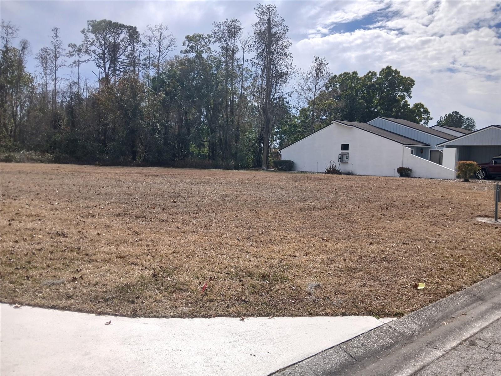 Image 4 of 6 For 425 Prestwick Place