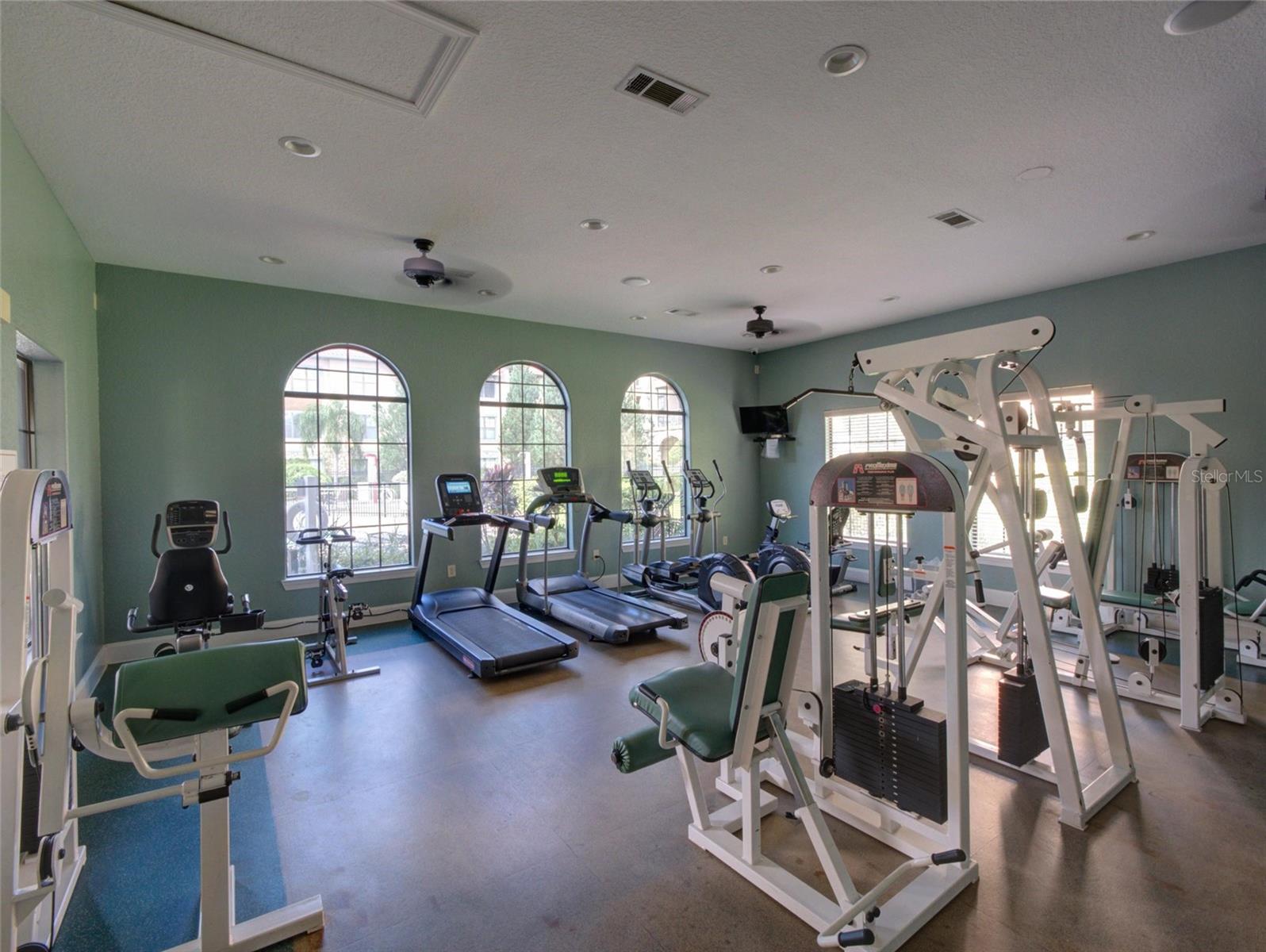 Image 28 of 43 For 904 Charo Parkway 514