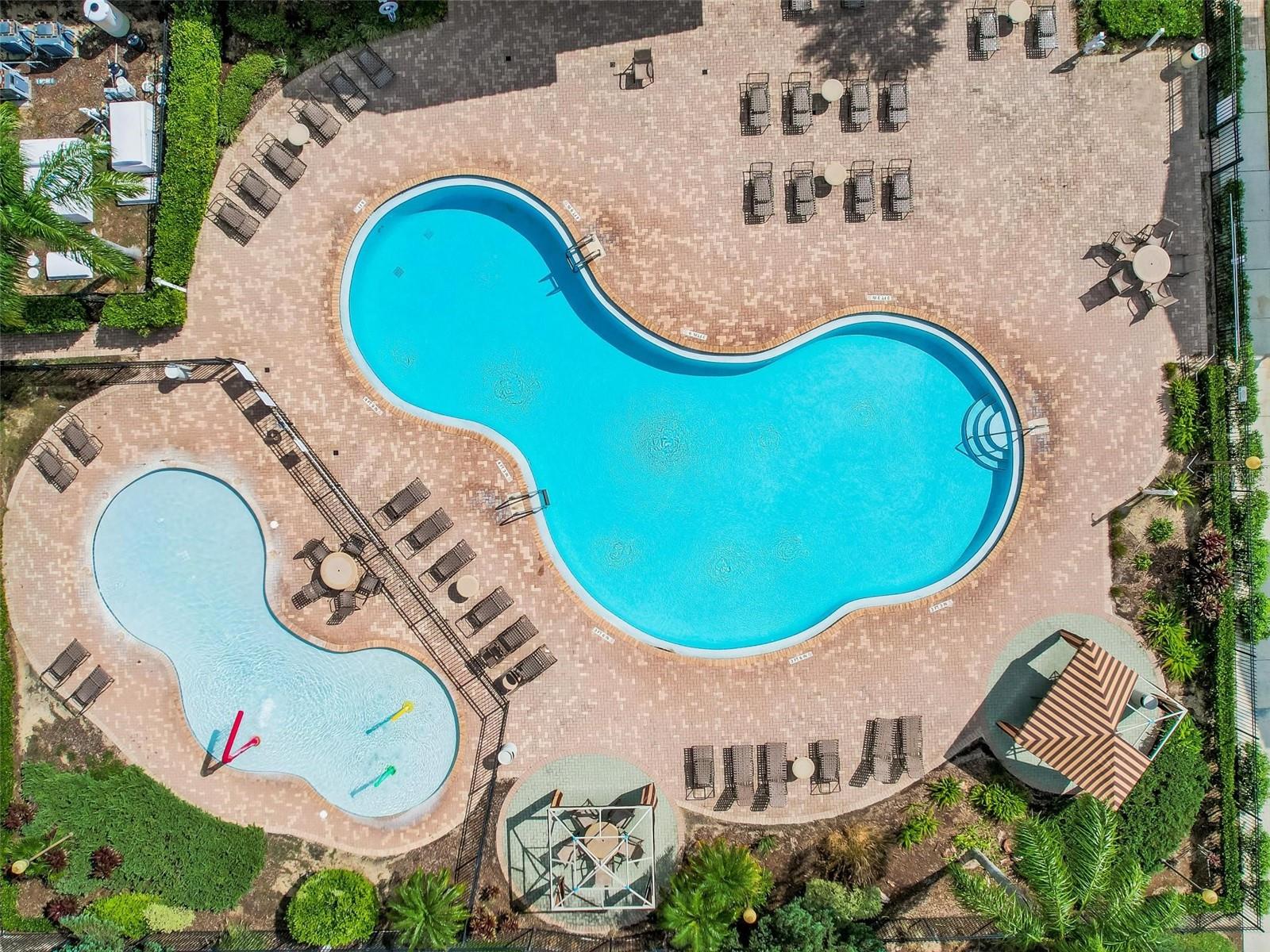 Image 34 of 43 For 904 Charo Parkway 514