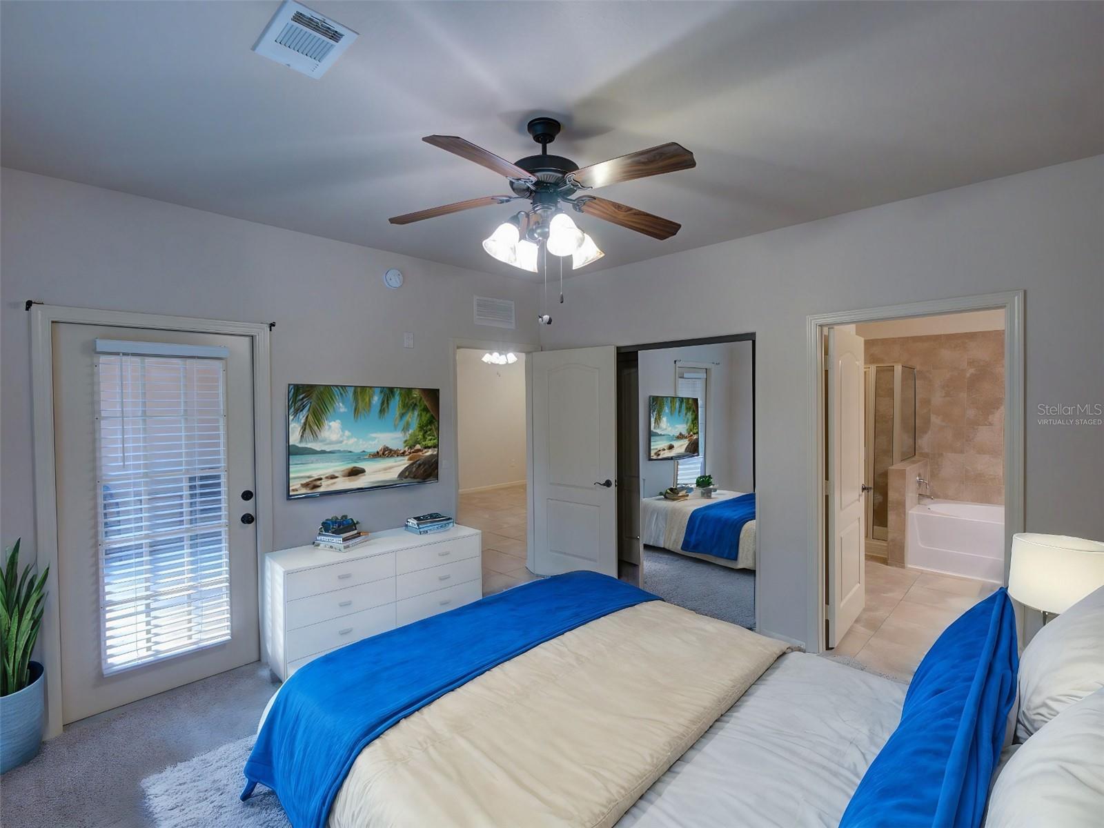 Image 4 of 43 For 904 Charo Parkway 514