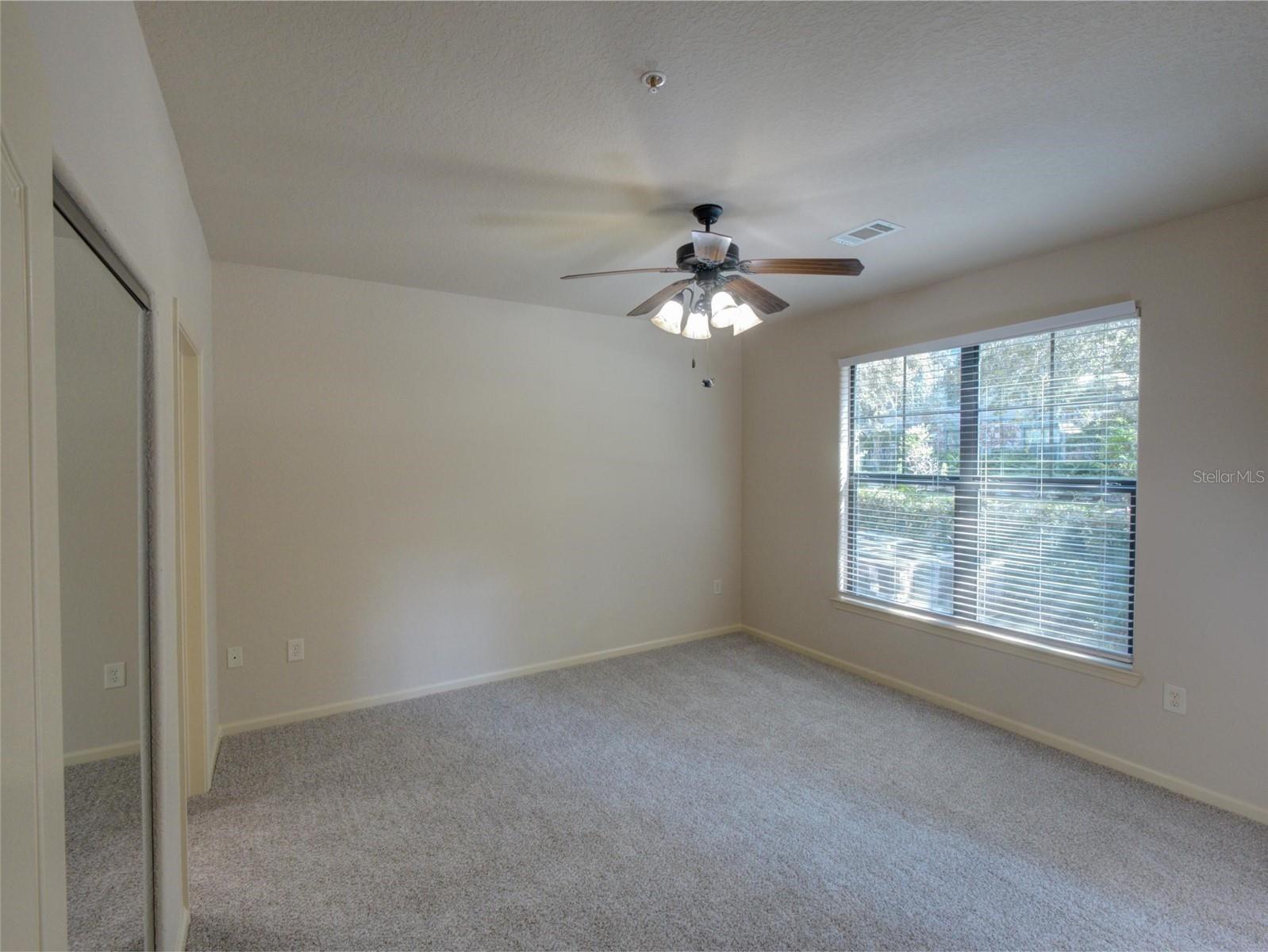 Image 7 of 43 For 904 Charo Parkway 514