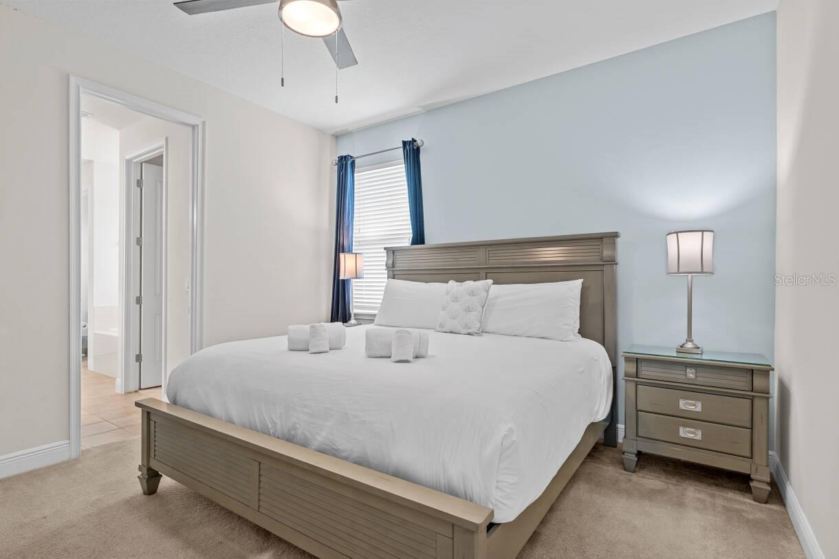 Image 17 of 61 For 451 Burma Street