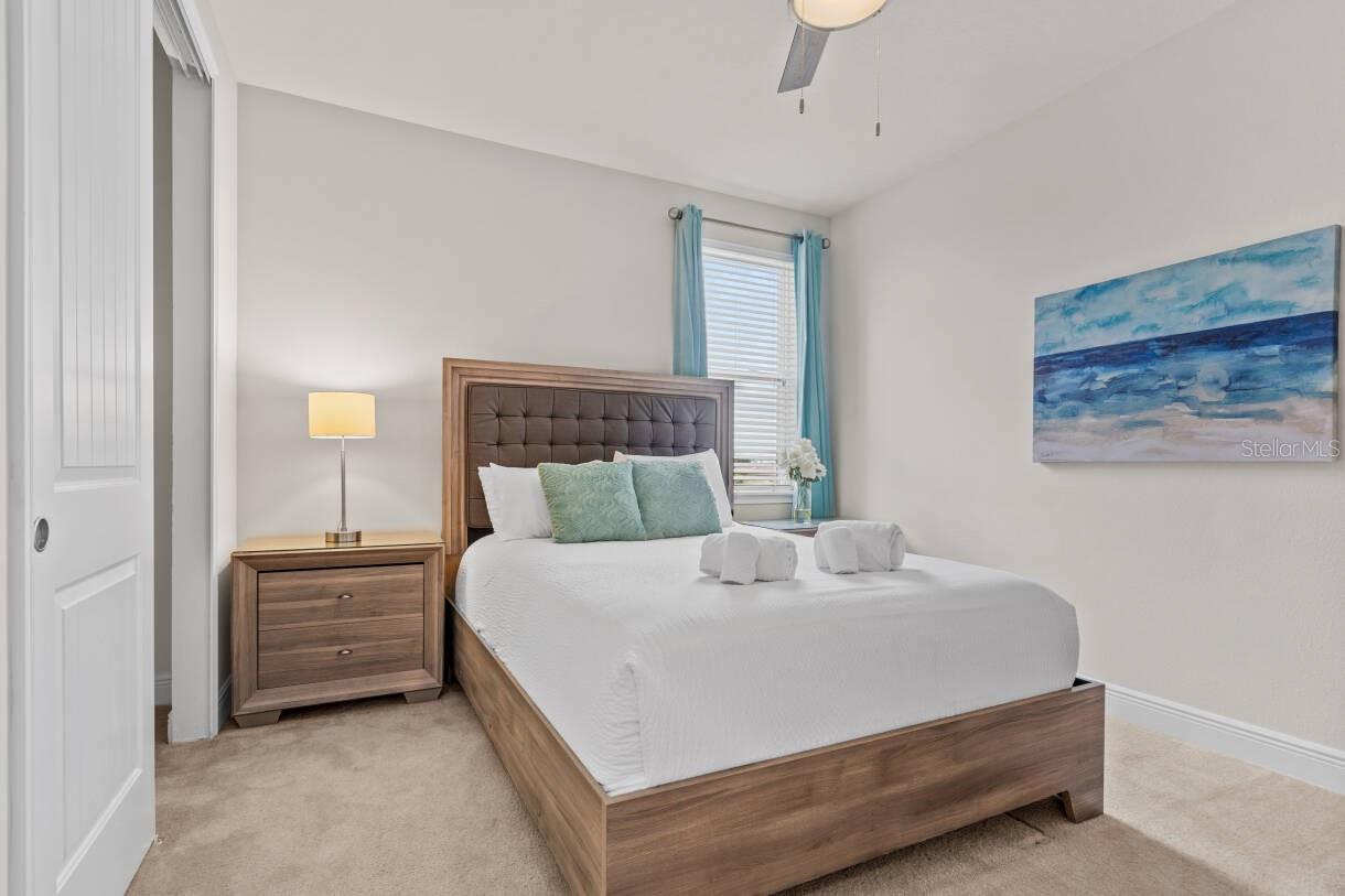 Image 22 of 61 For 451 Burma Street