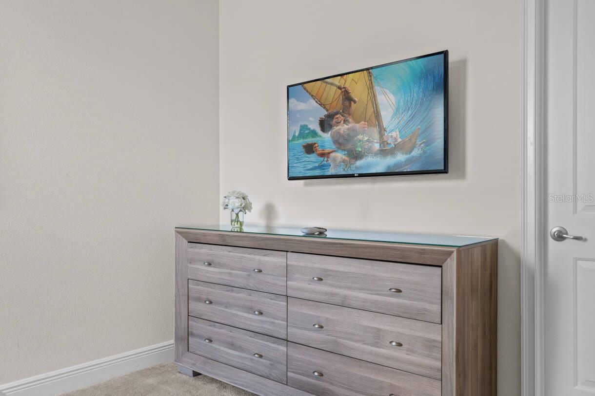 Image 24 of 61 For 451 Burma Street