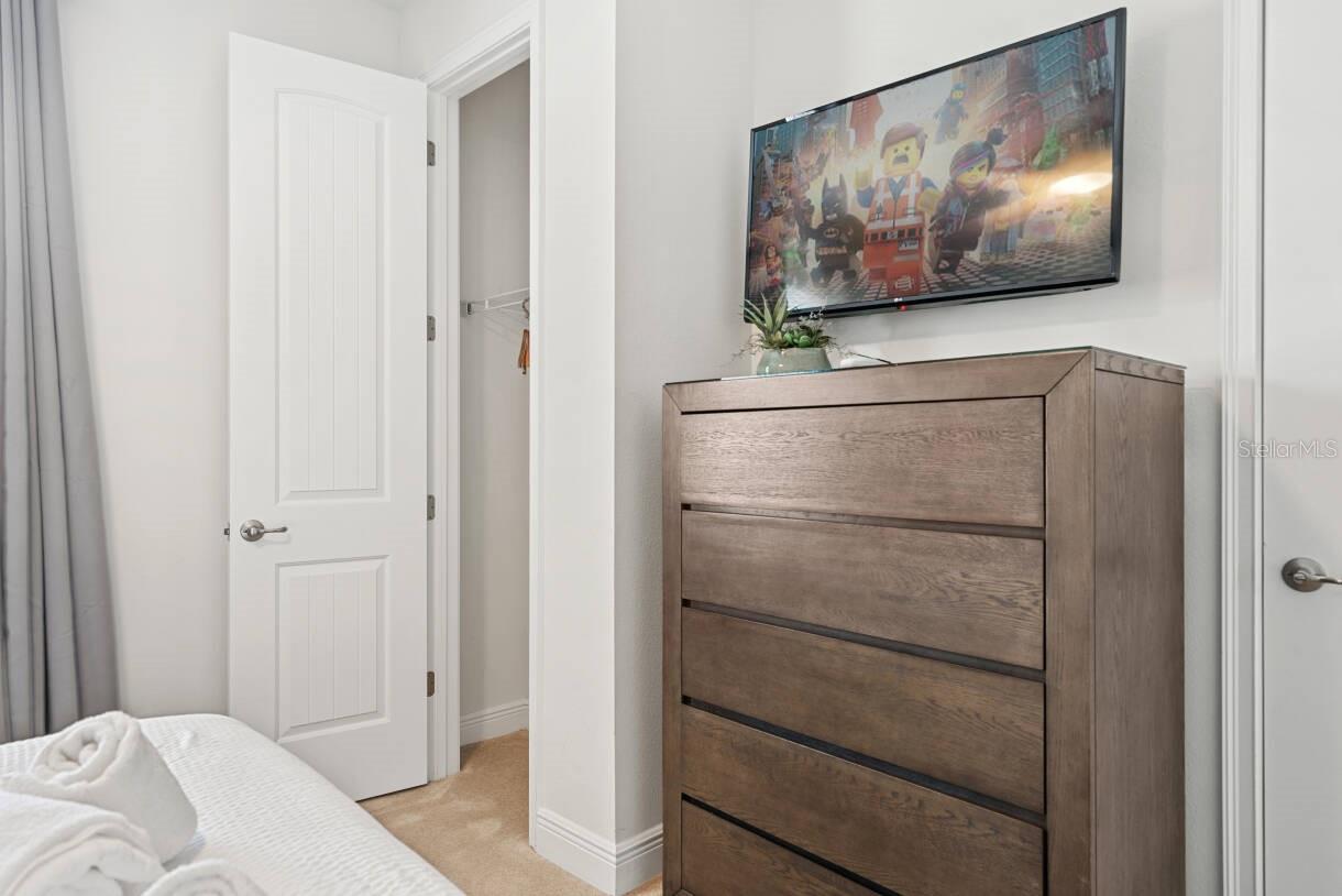 Image 36 of 61 For 451 Burma Street