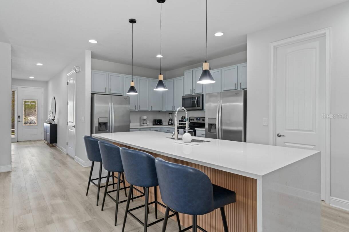 Image 6 of 61 For 451 Burma Street