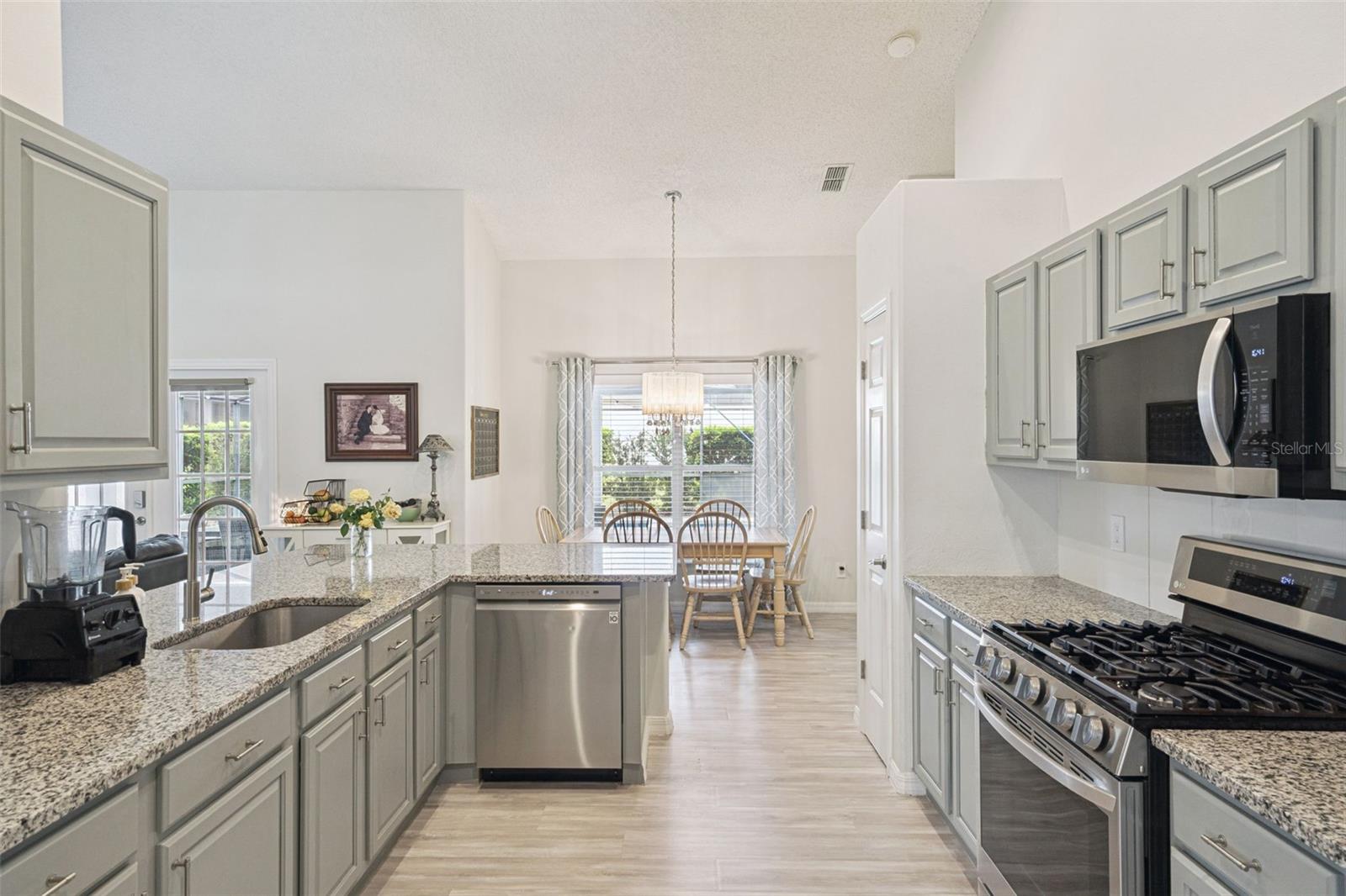 Image 10 of 62 For 2130 Pekoe Court