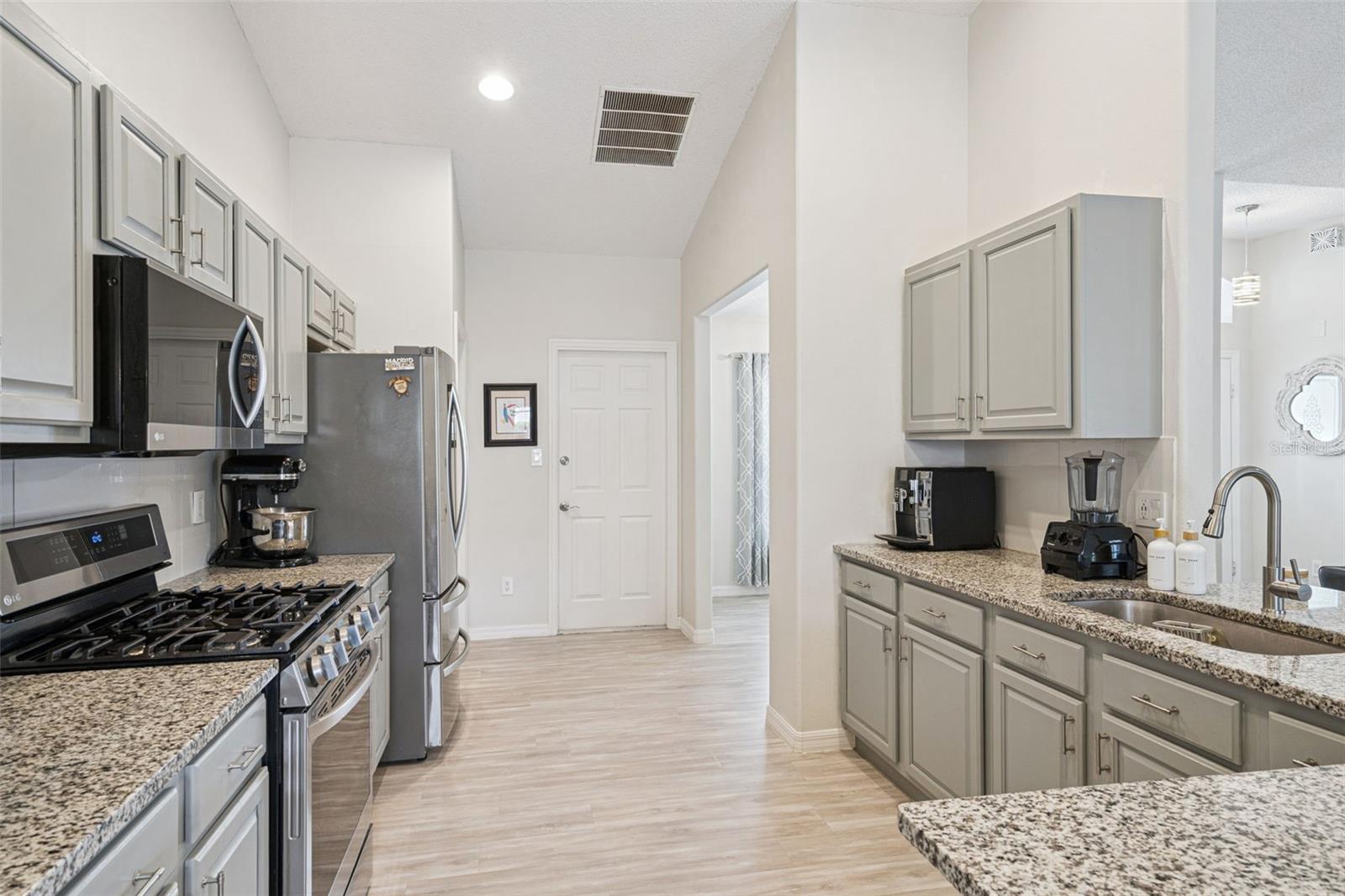 Image 12 of 62 For 2130 Pekoe Court