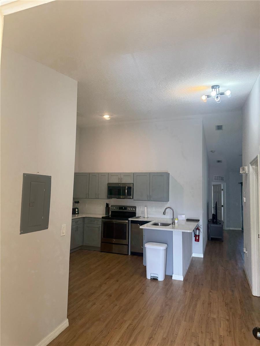 Image 3 of 34 For 2774 Club Cortile Cir  B