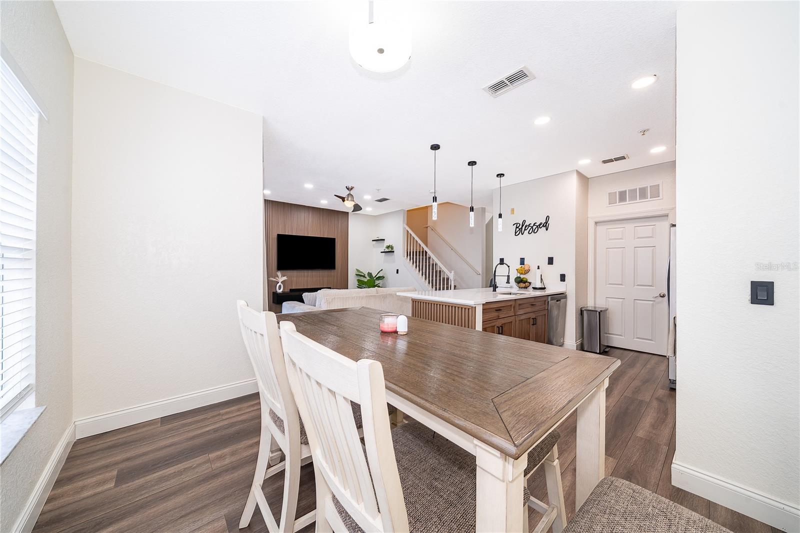 Image 14 of 32 For 2334 Grand Central Parkway 16