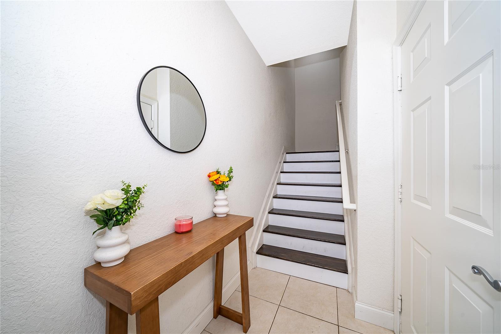 Image 4 of 32 For 2334 Grand Central Parkway 16