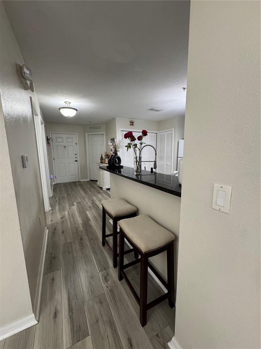 Image 6 of 22 For 2720 Club Cortile Circle A