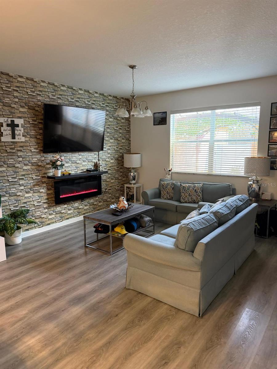 Image 10 of 57 For 5413 New Independence Parkway