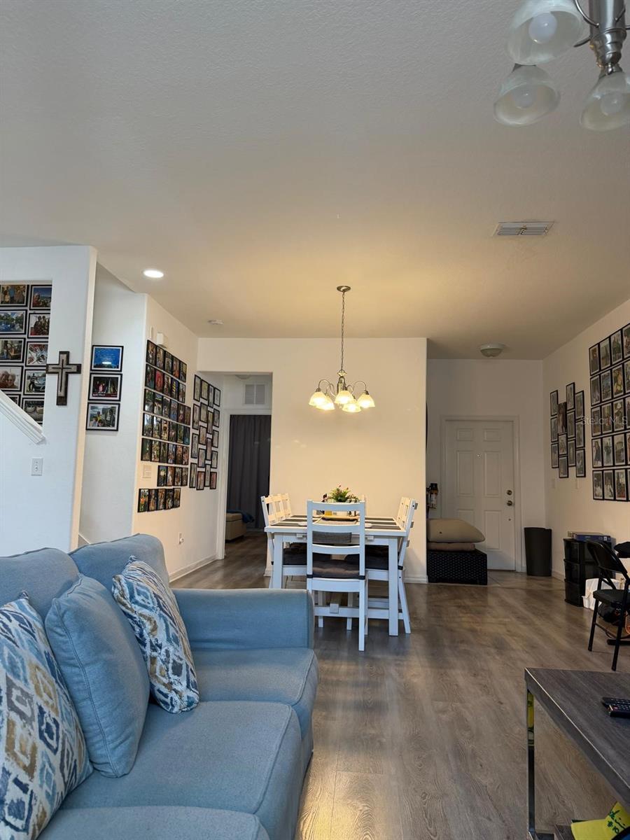 Image 7 of 57 For 5413 New Independence Parkway