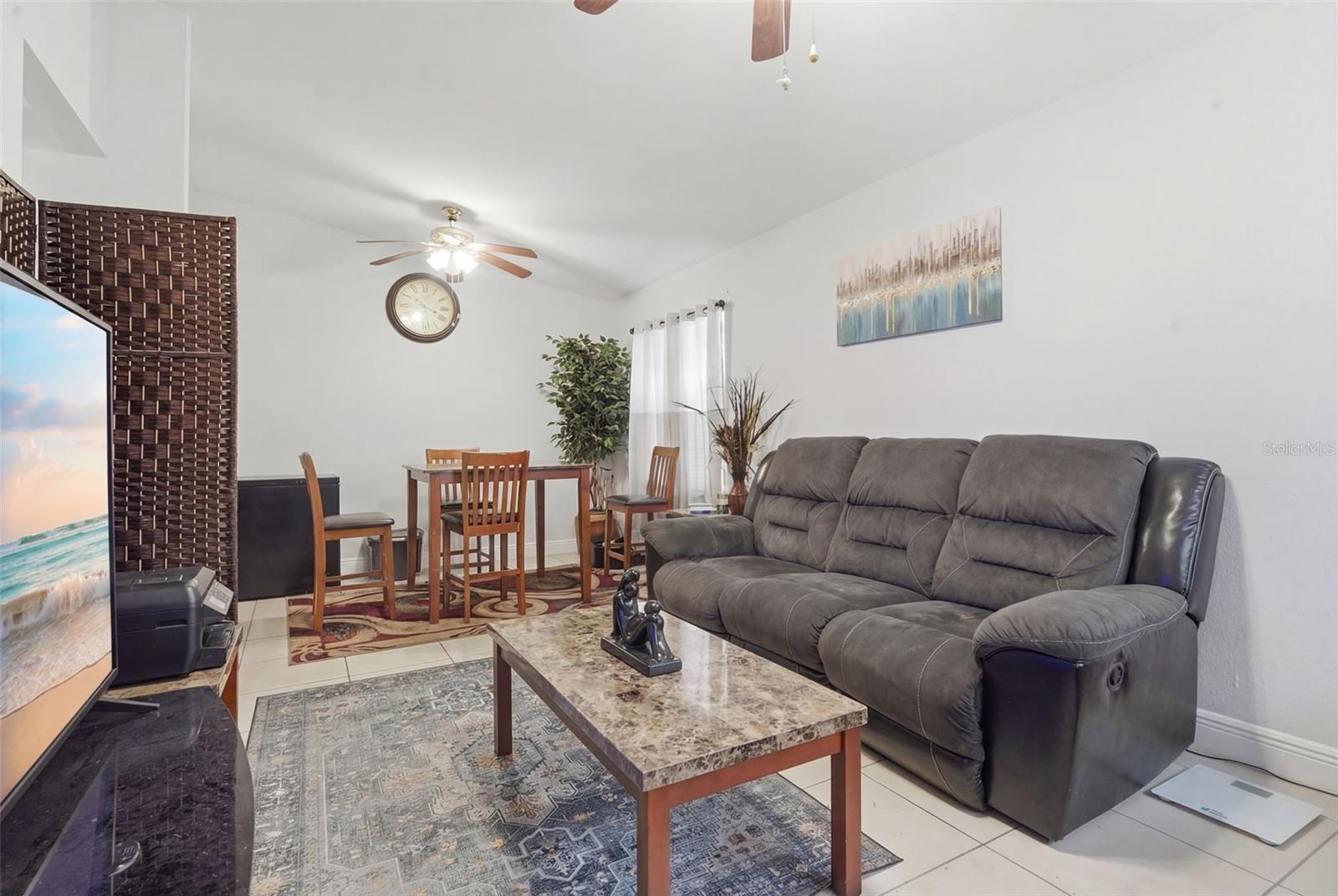 Image 11 of 41 For 1912-1918 Crystal Grove Drive