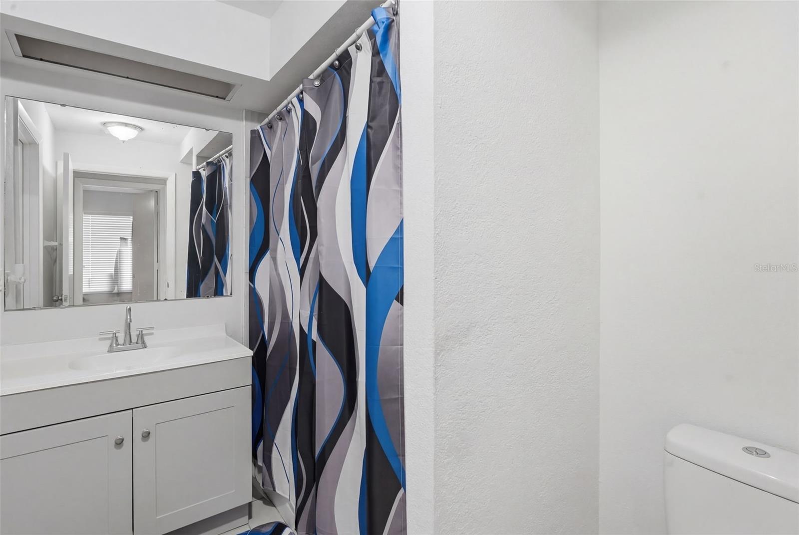 Image 15 of 41 For 1912-1918 Crystal Grove Drive