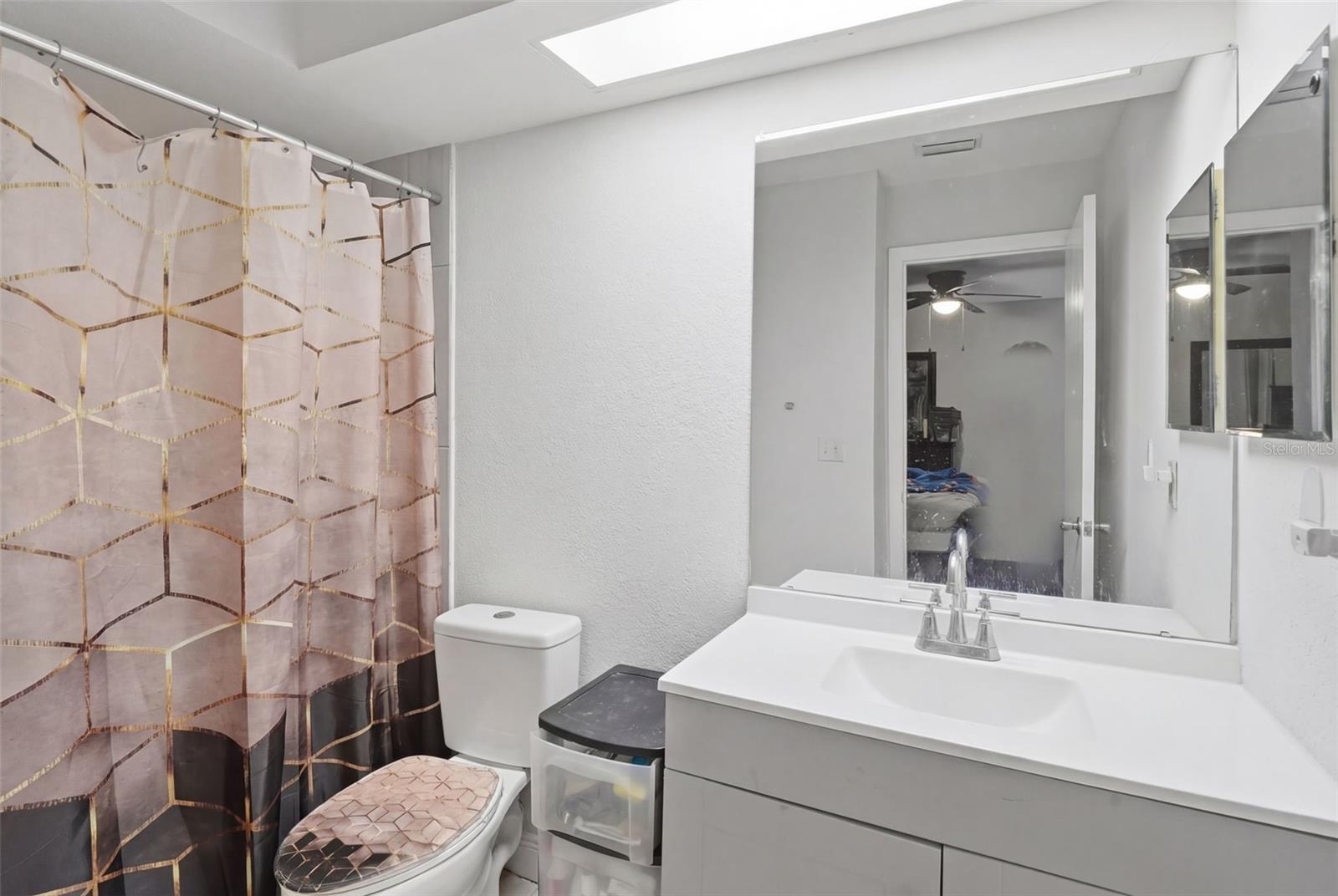 Image 17 of 41 For 1912-1918 Crystal Grove Drive