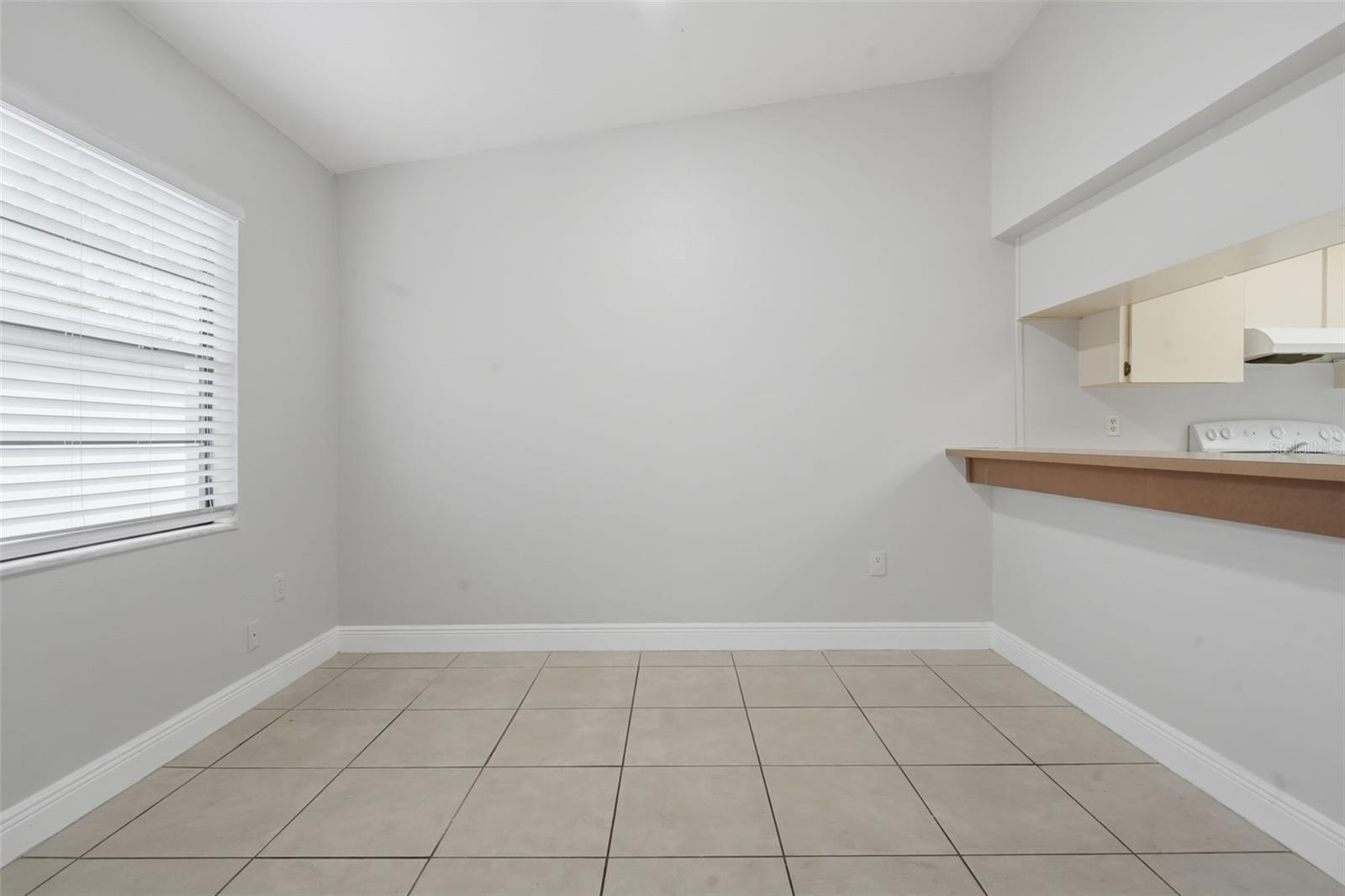 Image 23 of 41 For 1912-1918 Crystal Grove Drive