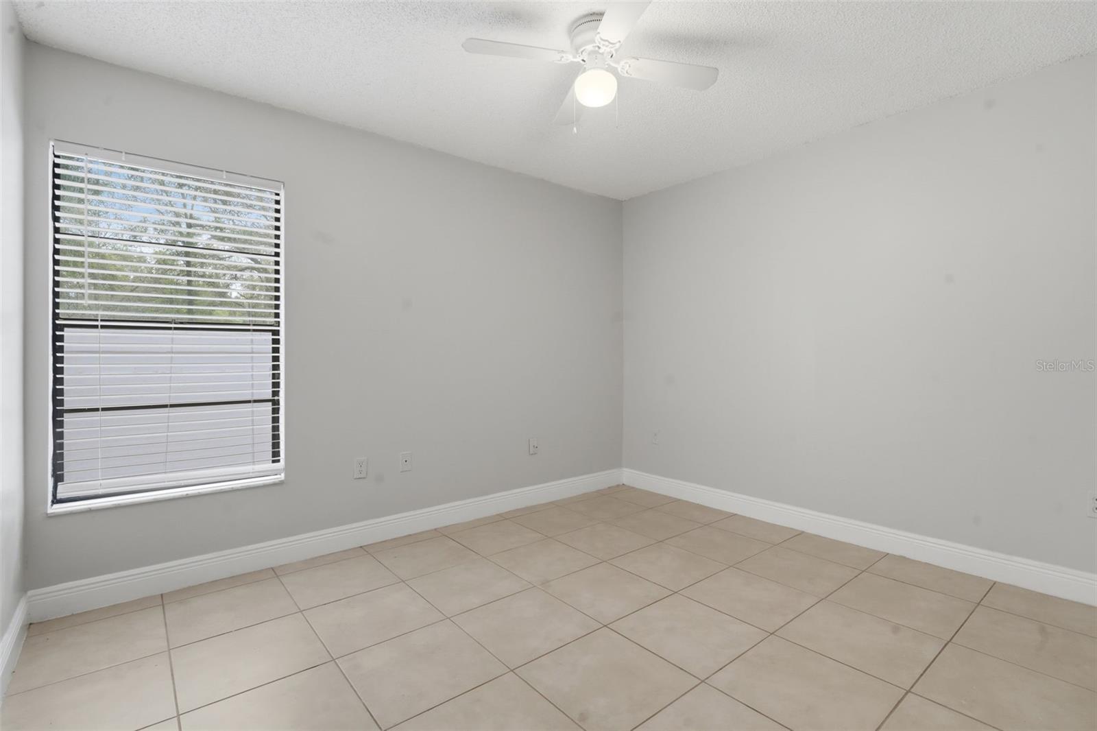 Image 29 of 41 For 1912-1918 Crystal Grove Drive