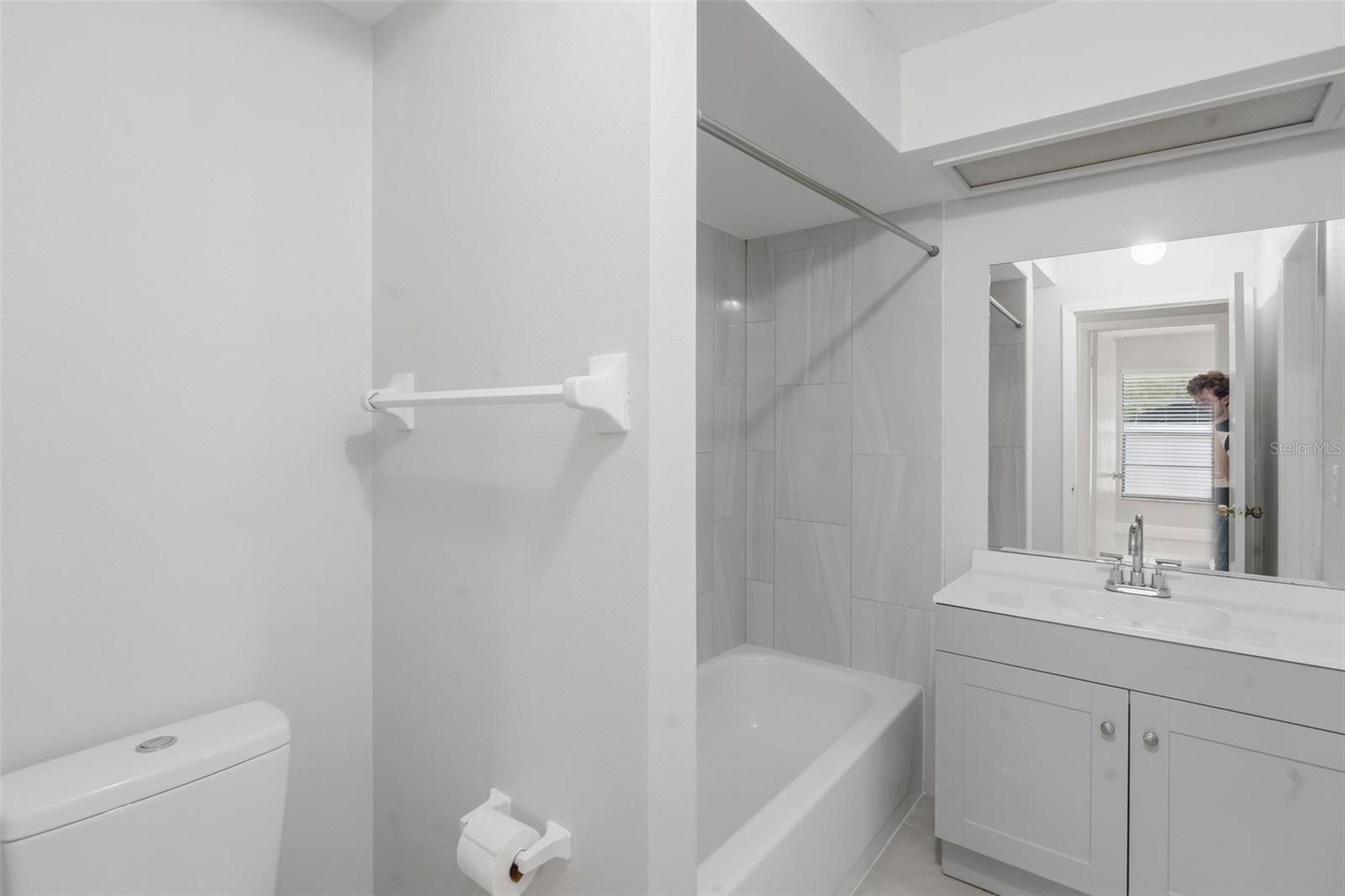 Image 33 of 41 For 1912-1918 Crystal Grove Drive