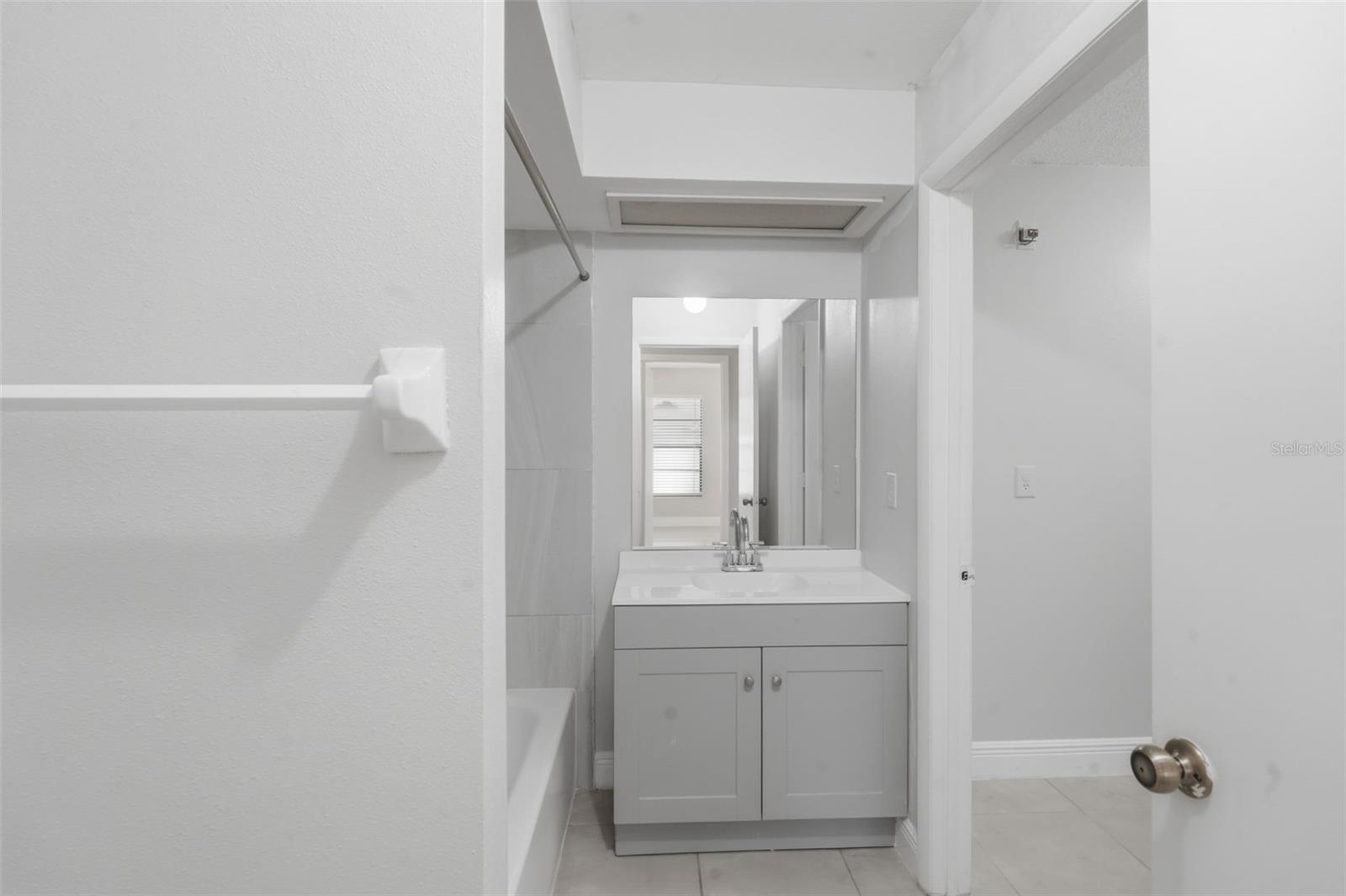 Image 34 of 41 For 1912-1918 Crystal Grove Drive