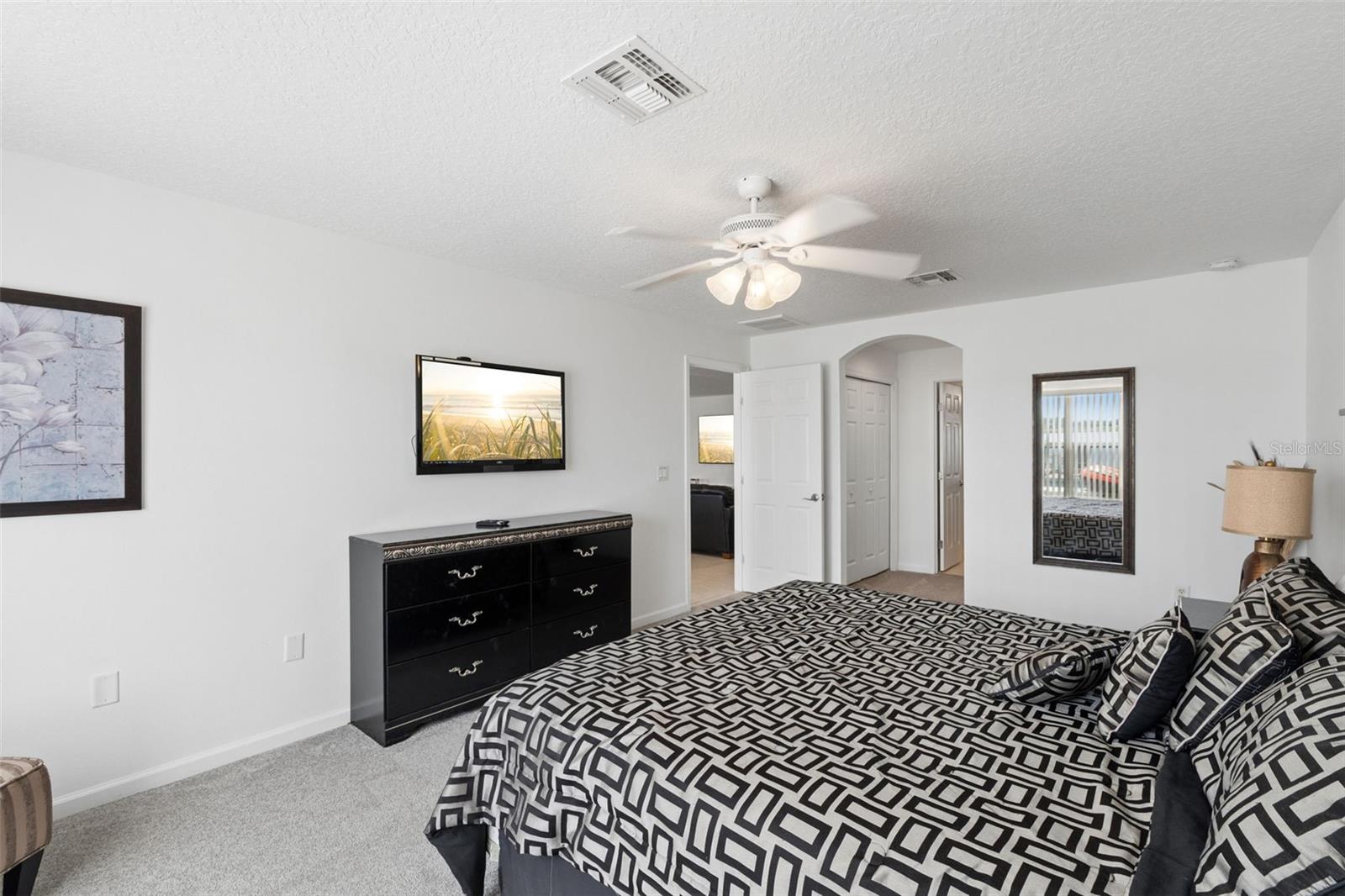 Image 35 of 76 For 352 Cherokee Ave