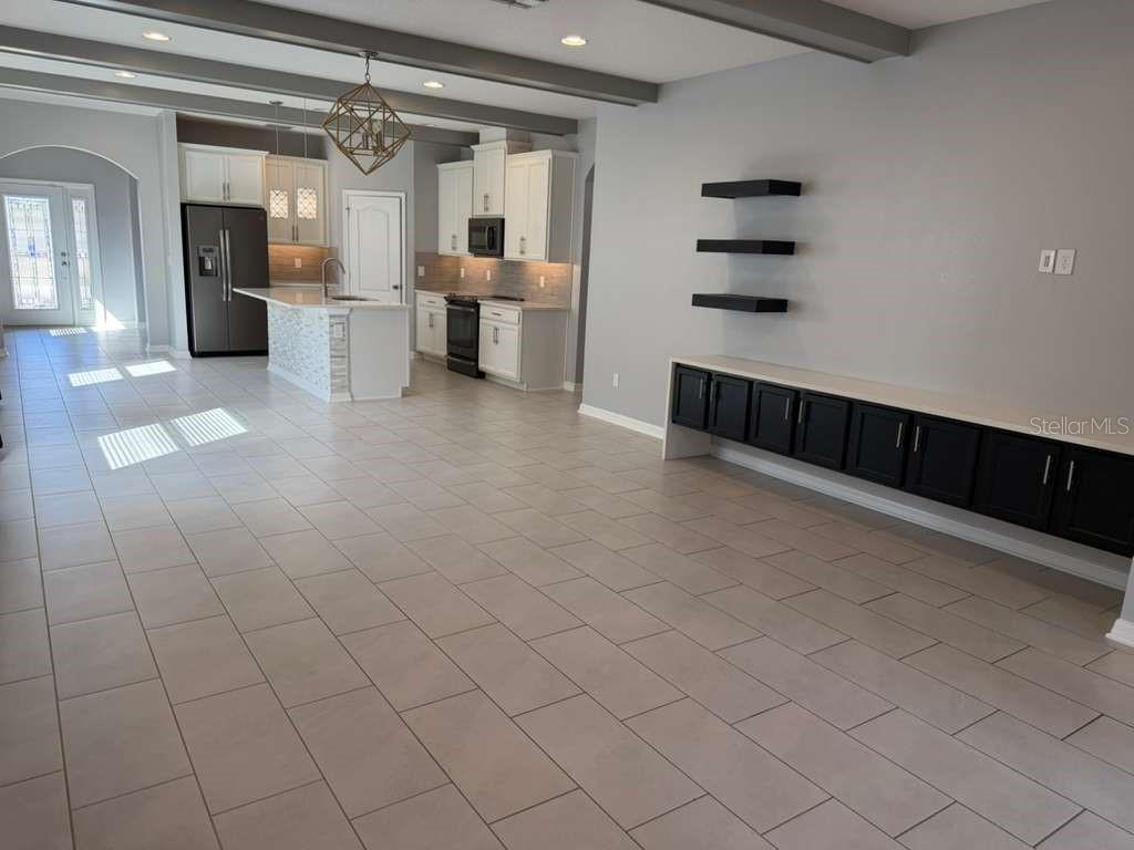 Image 11 of 37 For 1301 Clear Brook Pl