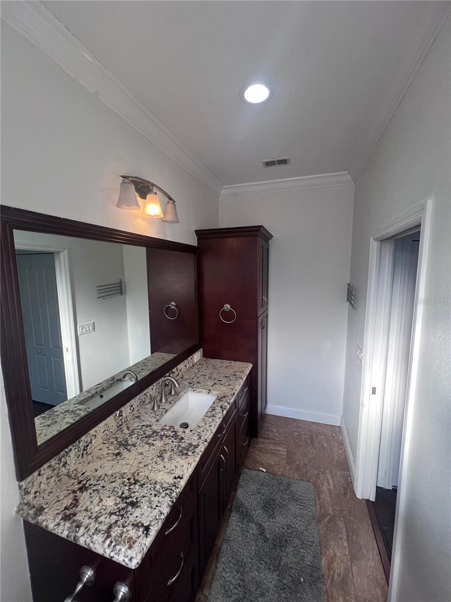 Image 6 of 9 For 3851 Hunters Isle Drive