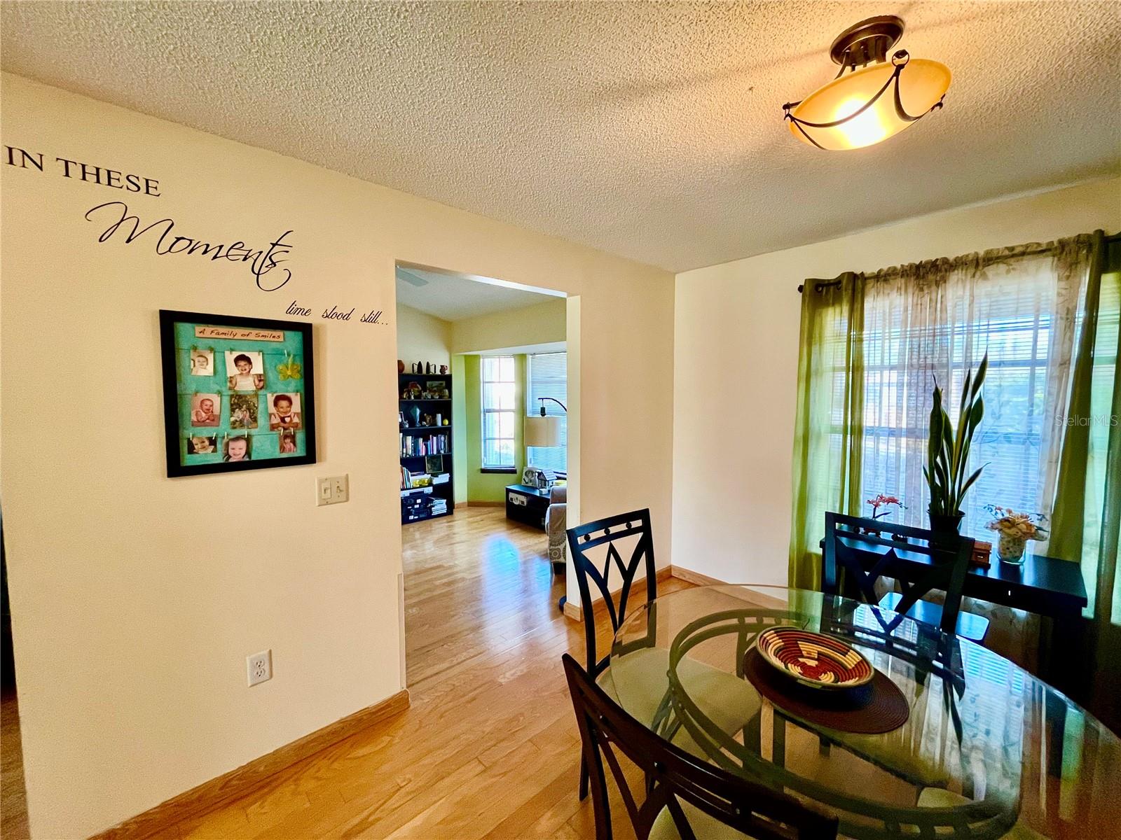 Image 13 of 18 For 9120 Queen Elizabeth Court