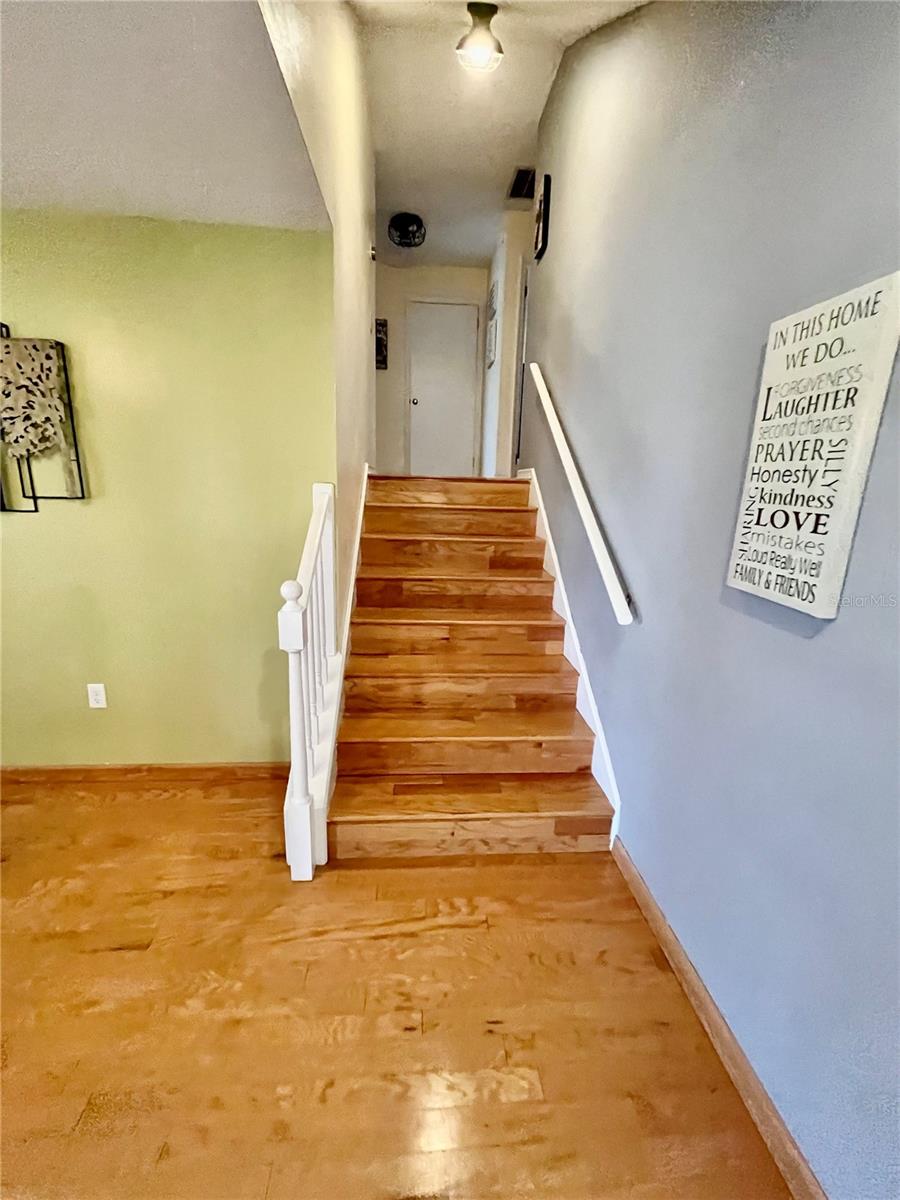 Image 17 of 18 For 9120 Queen Elizabeth Court