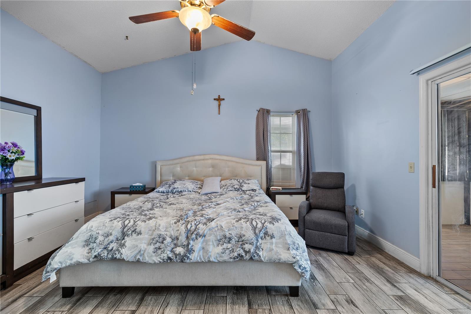 Image 22 of 36 For 2104 Winslow Drive