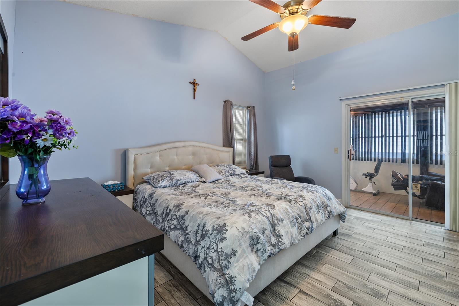 Image 23 of 36 For 2104 Winslow Drive