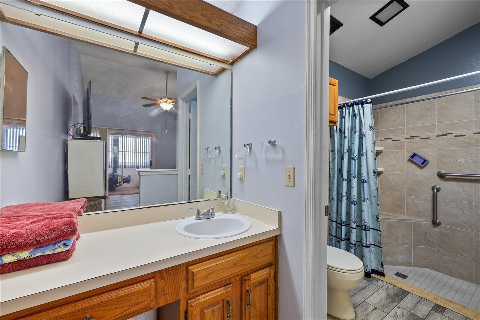 Image 24 of 36 For 2104 Winslow Drive