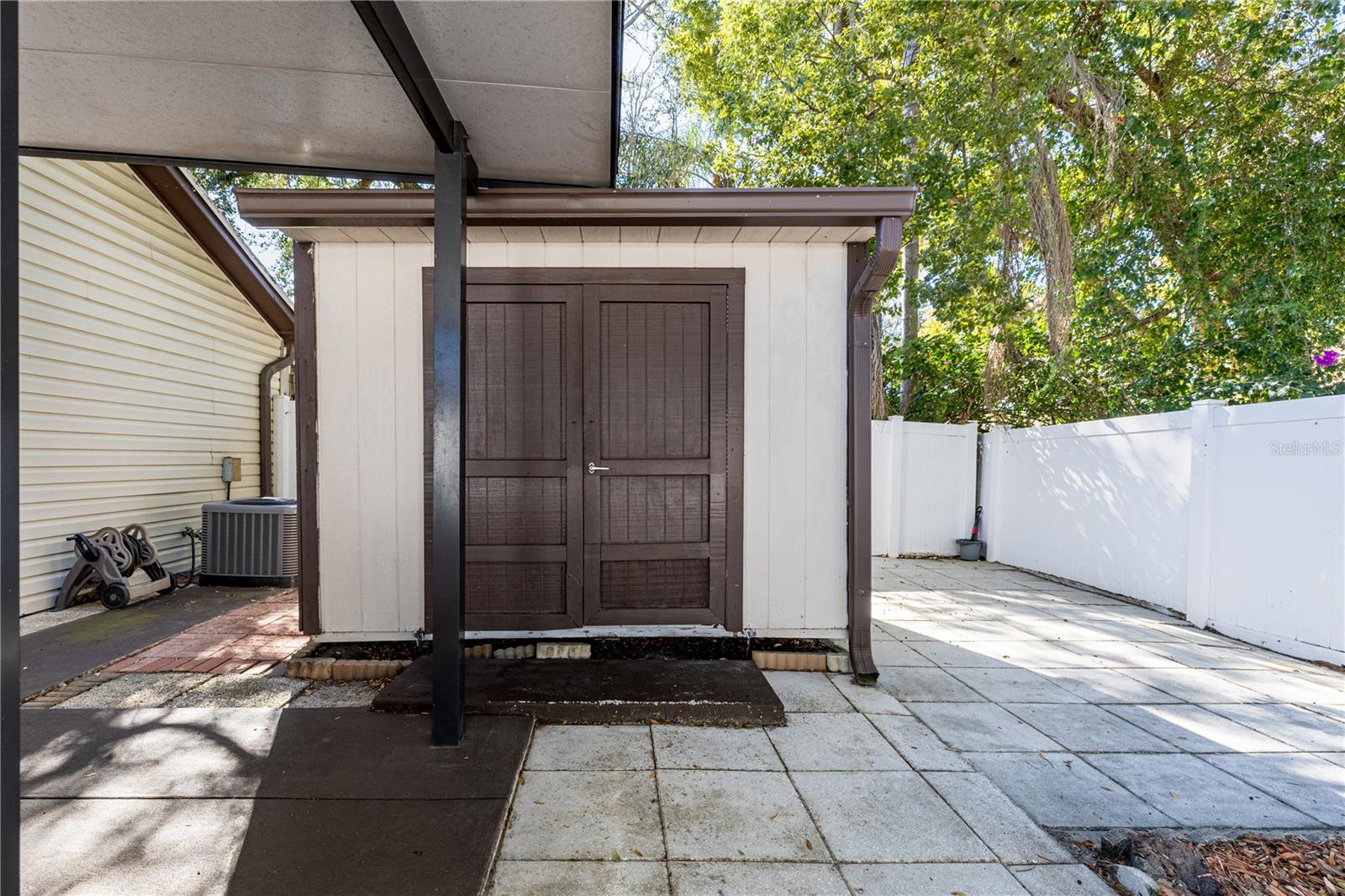 Image 29 of 36 For 2104 Winslow Drive