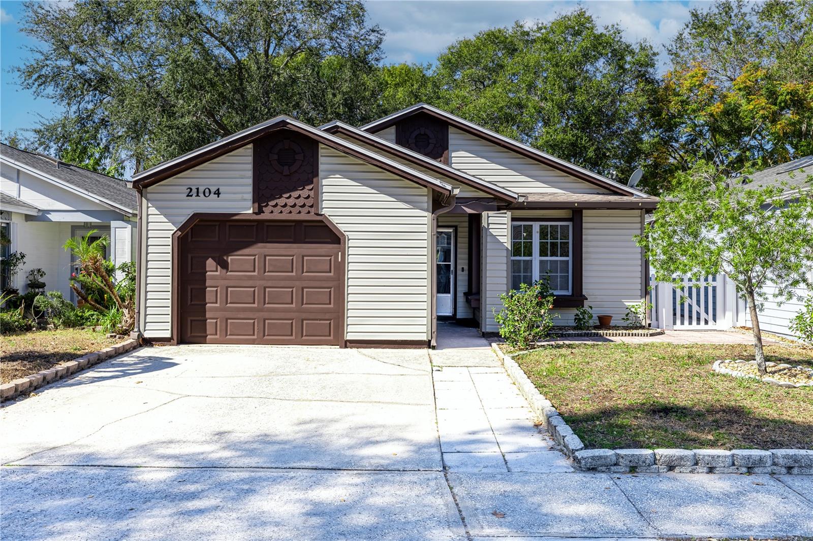 Image 3 of 36 For 2104 Winslow Drive