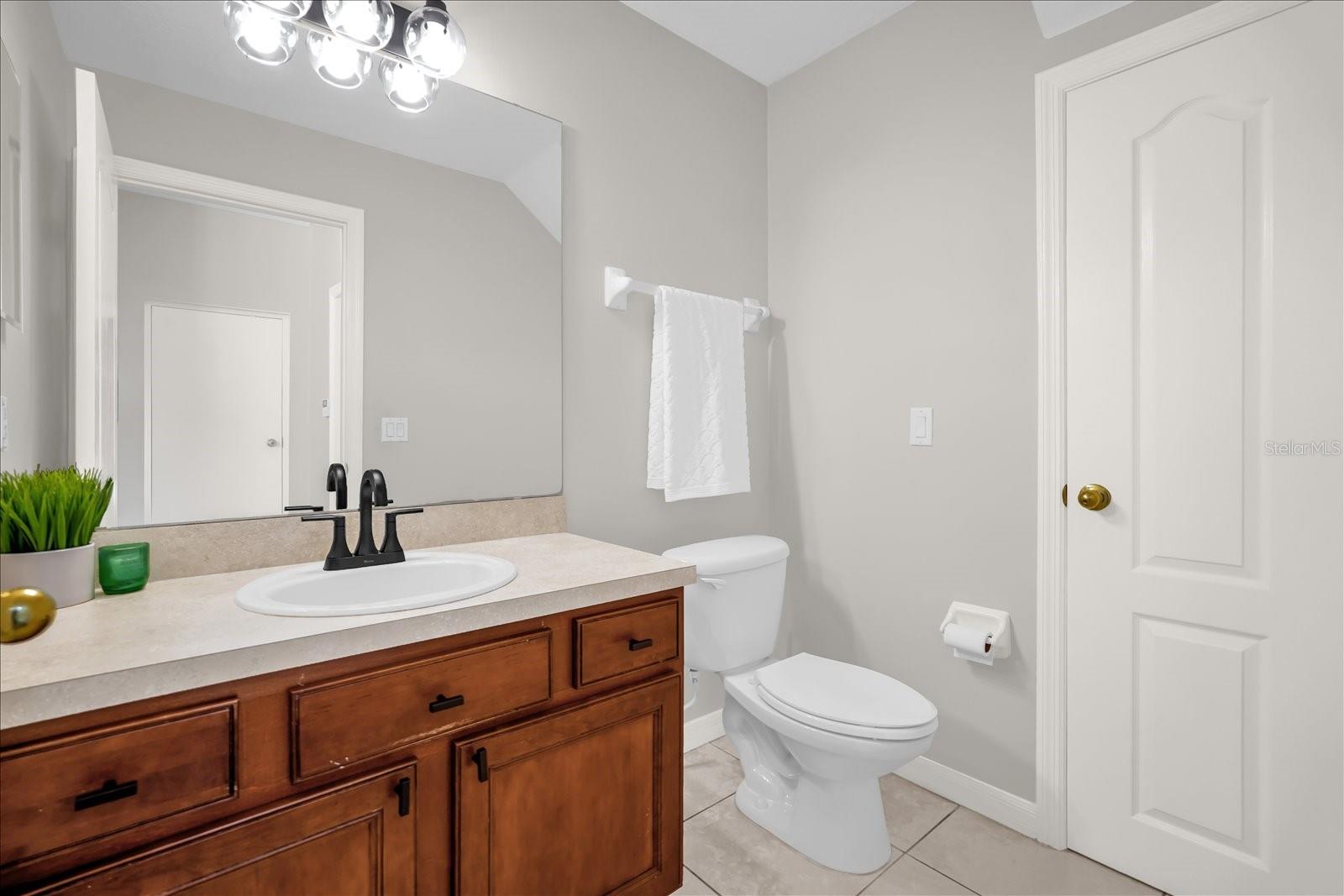 Image 24 of 36 For 7123 Red Lantern Drive