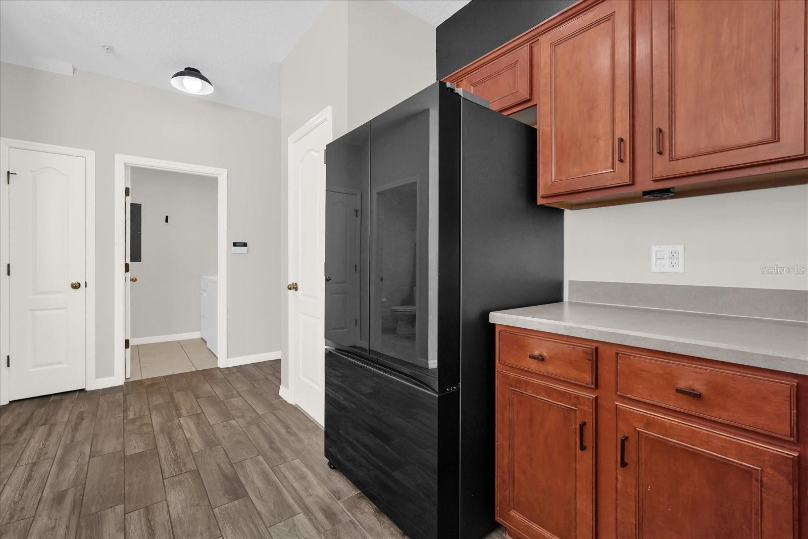 Image 26 of 36 For 7123 Red Lantern Drive