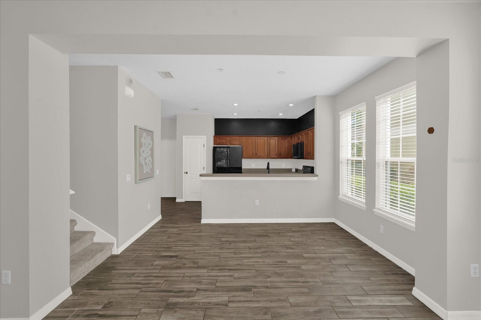 Image 9 of 36 For 7123 Red Lantern Drive