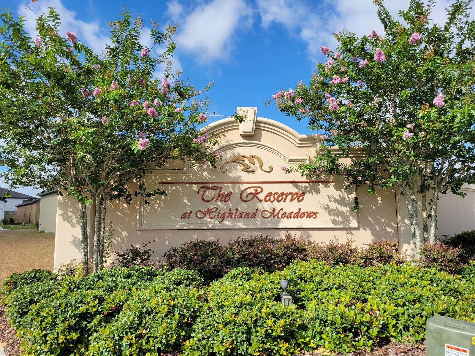 Image 4 of 8 For 487 Eaglecrest Drive