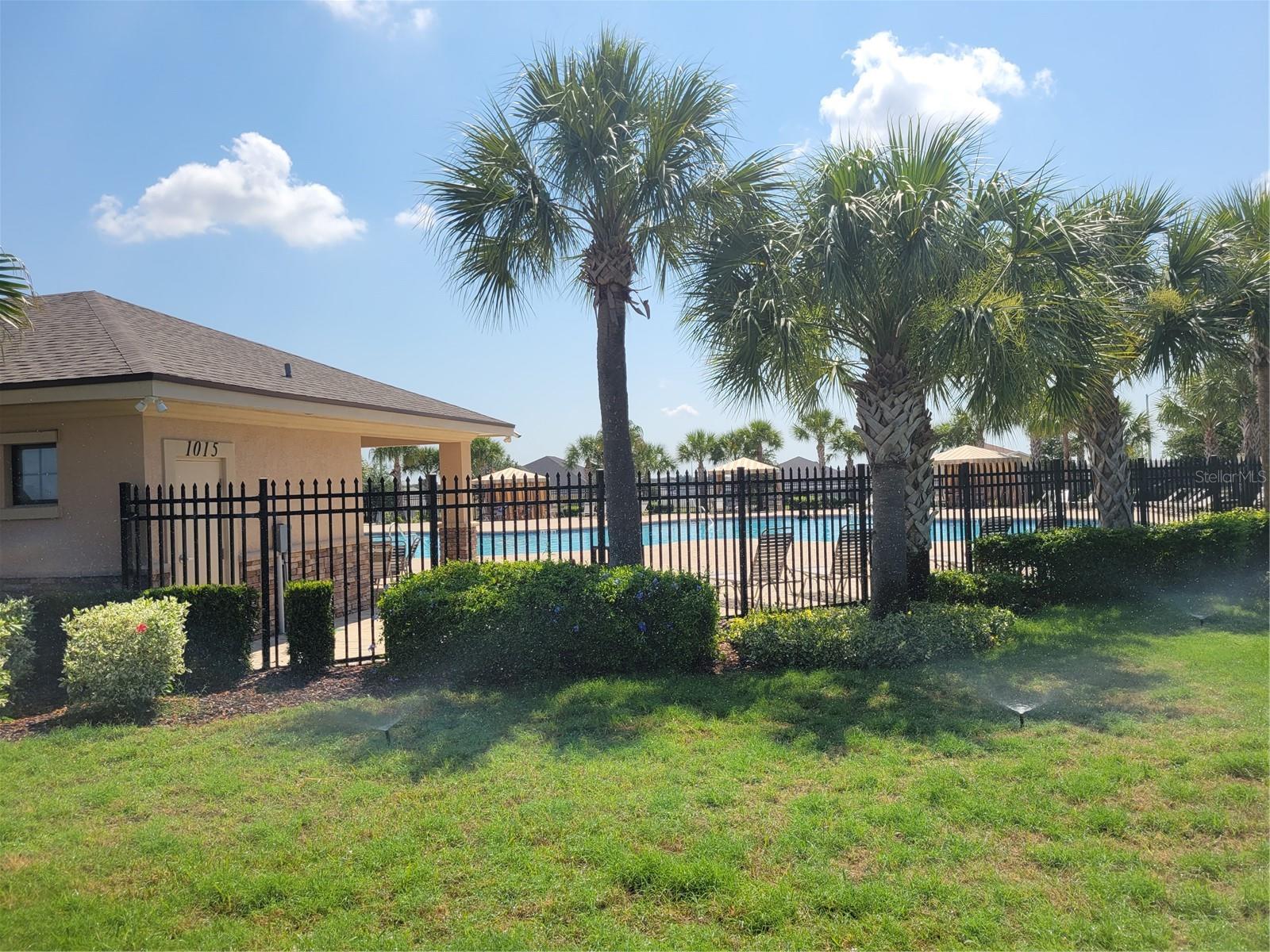 Image 5 of 8 For 487 Eaglecrest Drive