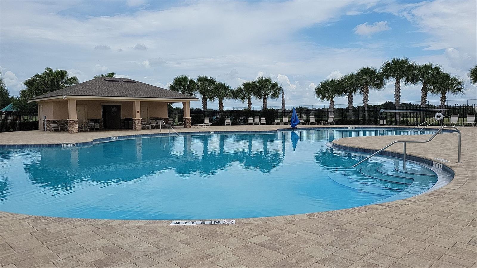 Image 7 of 8 For 487 Eaglecrest Drive