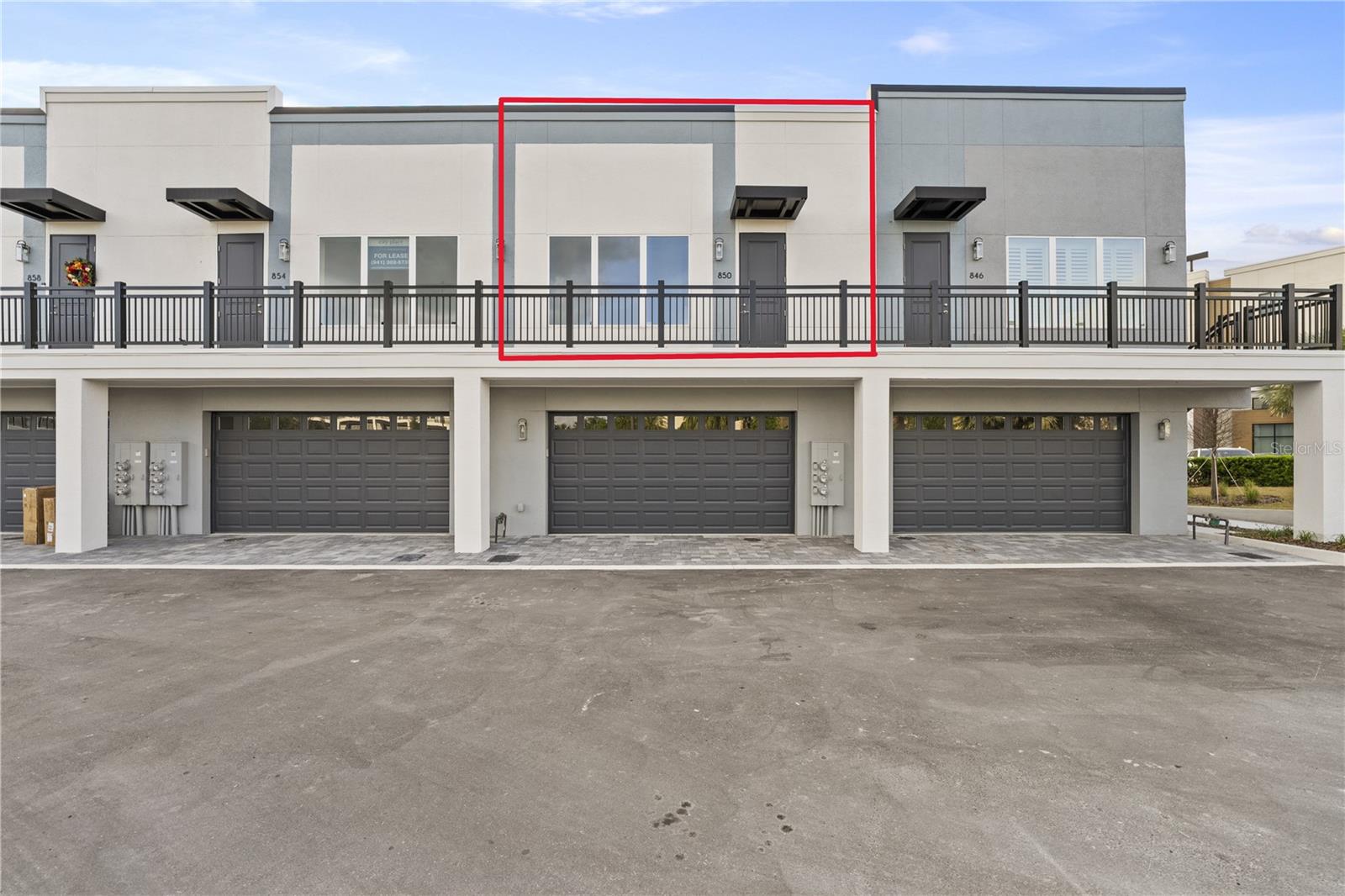 Image 16 of 25 For 850 Tetbury Loop