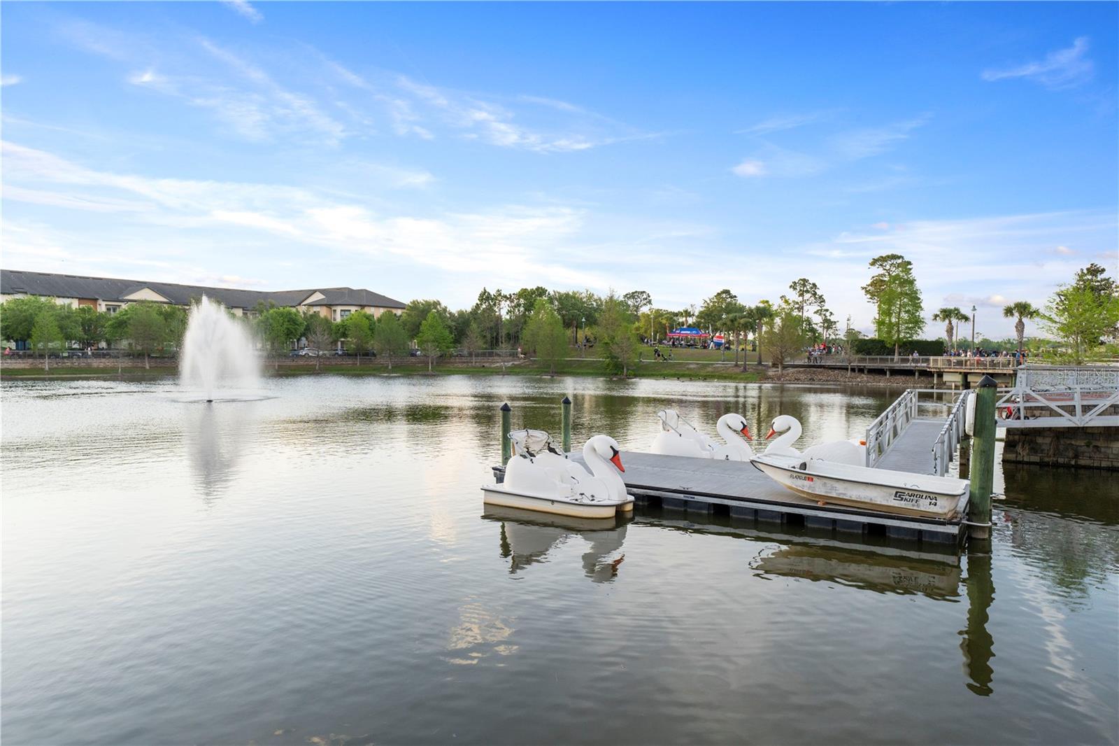 Image 24 of 25 For 850 Tetbury Loop