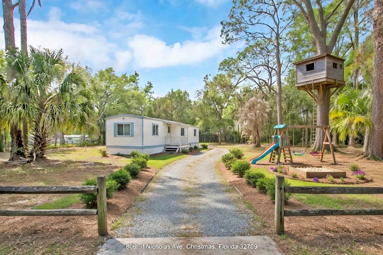 Image 8 of 13 For 806 Saint Nicholas Avenue