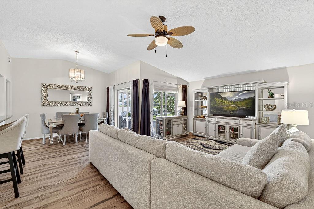 Image 13 of 56 For 11520 Saddlebow Lane