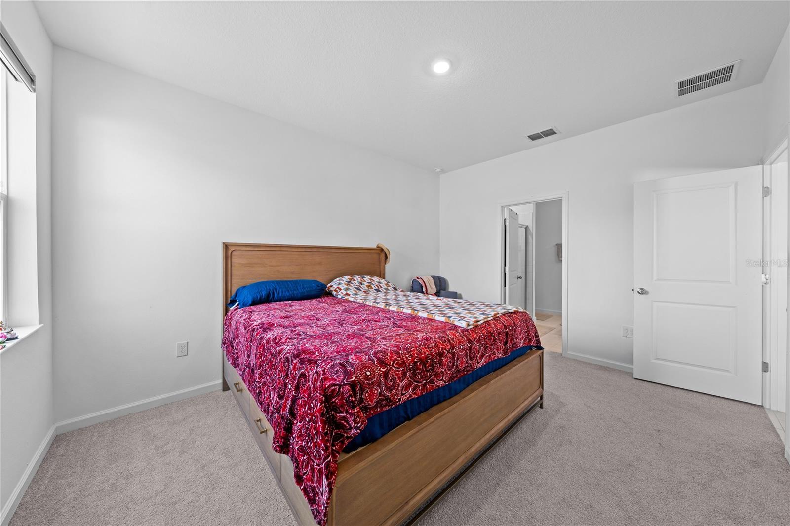 Image 17 of 25 For 425 Silver Palm Drive