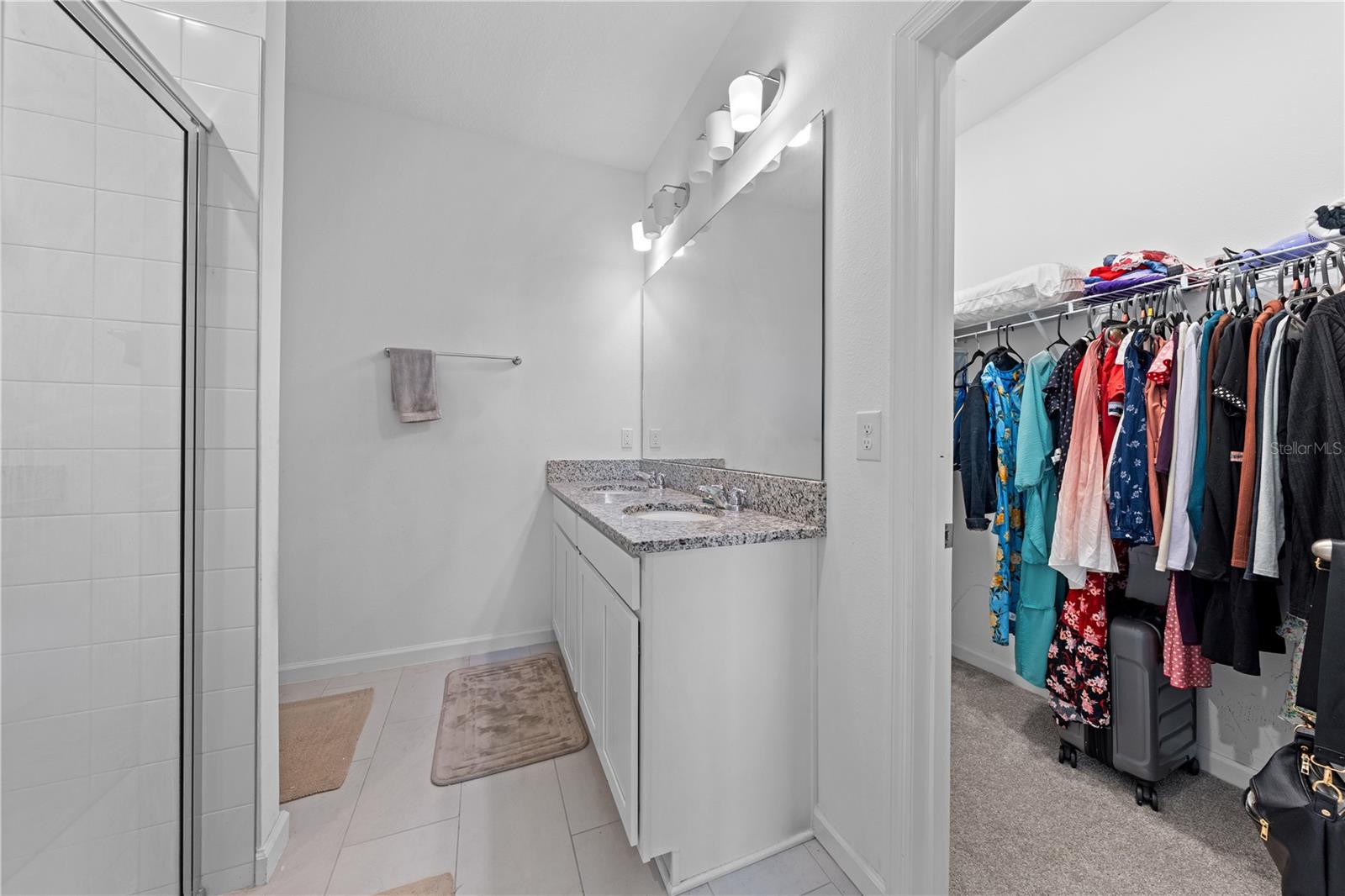 Image 19 of 25 For 425 Silver Palm Drive