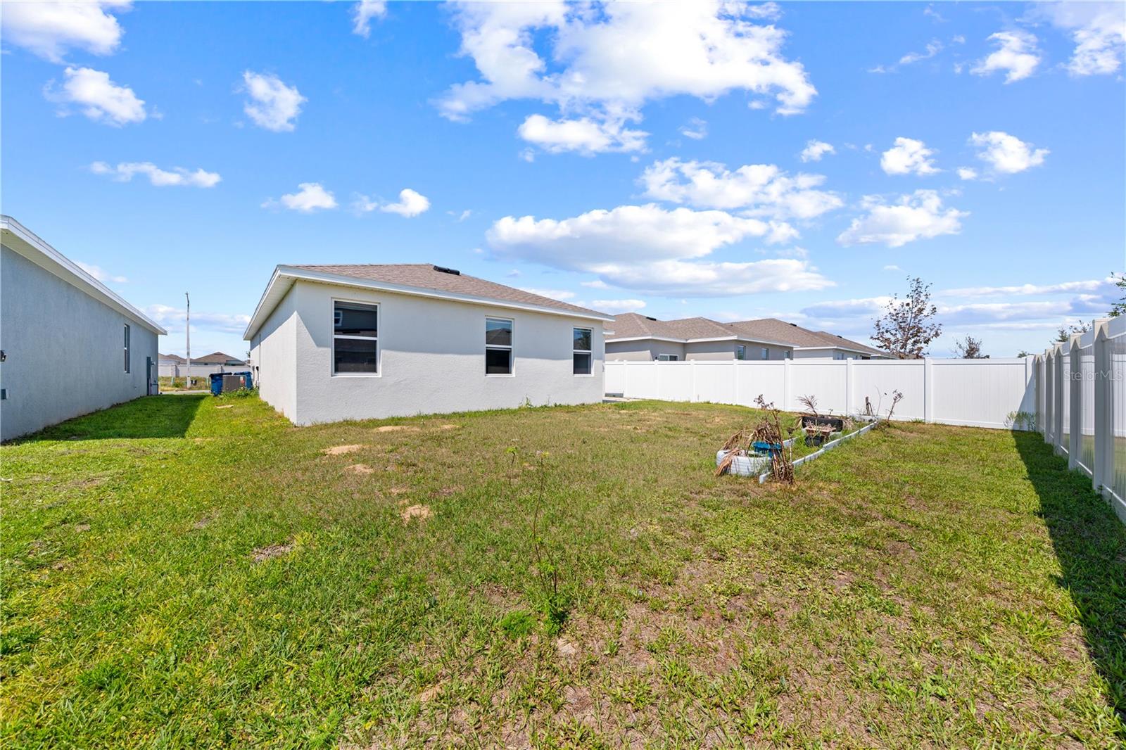 Image 22 of 25 For 425 Silver Palm Drive