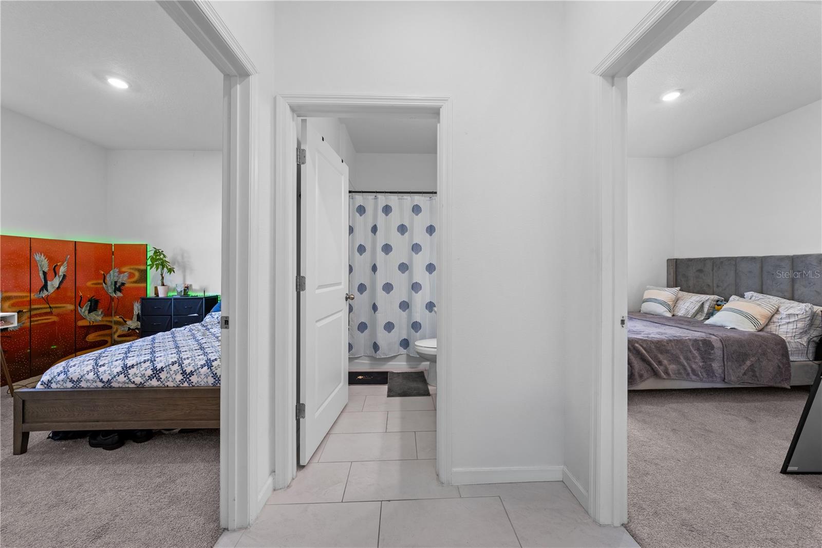 Image 5 of 25 For 425 Silver Palm Drive