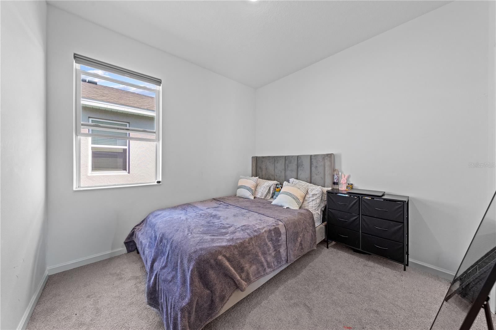 Image 6 of 25 For 425 Silver Palm Drive